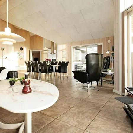別荘 8 Person Holiday In Bl Vand