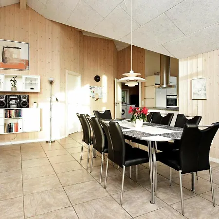 別荘 8 Person Holiday In Bl Vand ブラーバンド